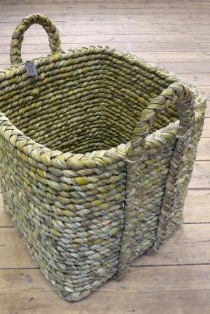 Square basket with handles